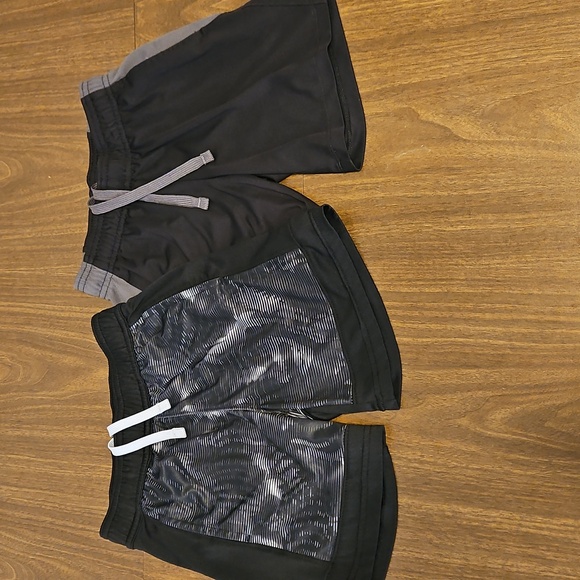 Boys Shorts 4/5 | 12 Pairs - Picture 7 of 14